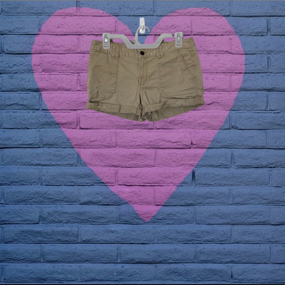 Target shorts -beige
